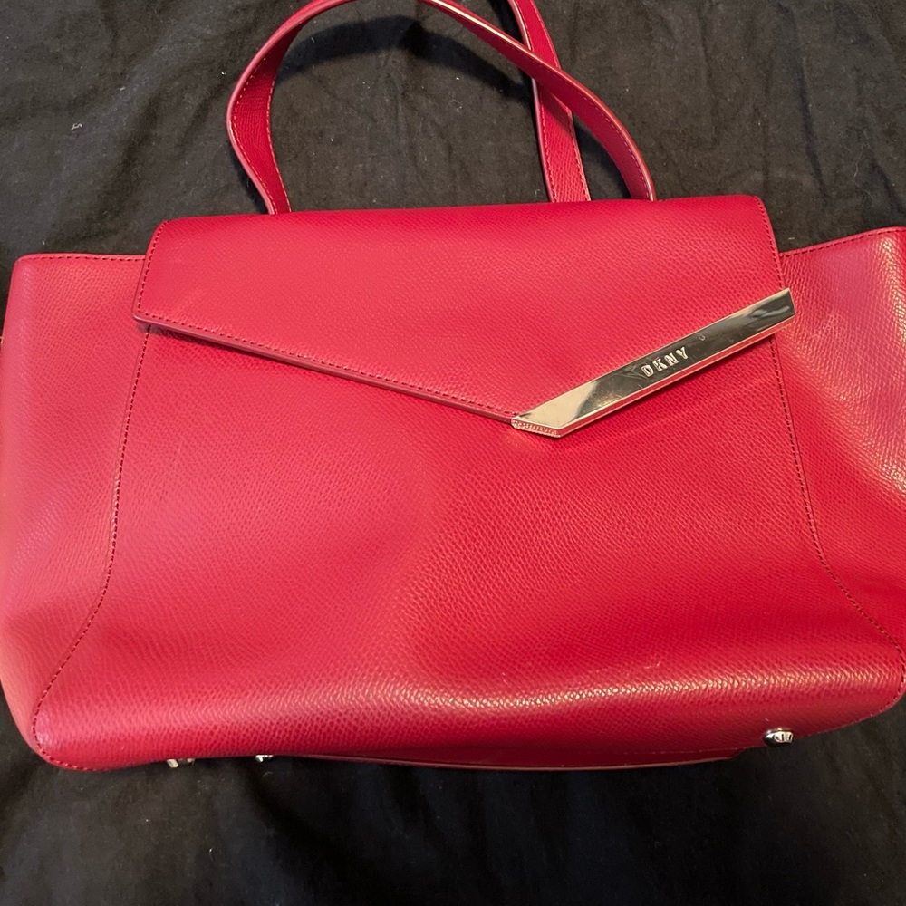 Dkny purse